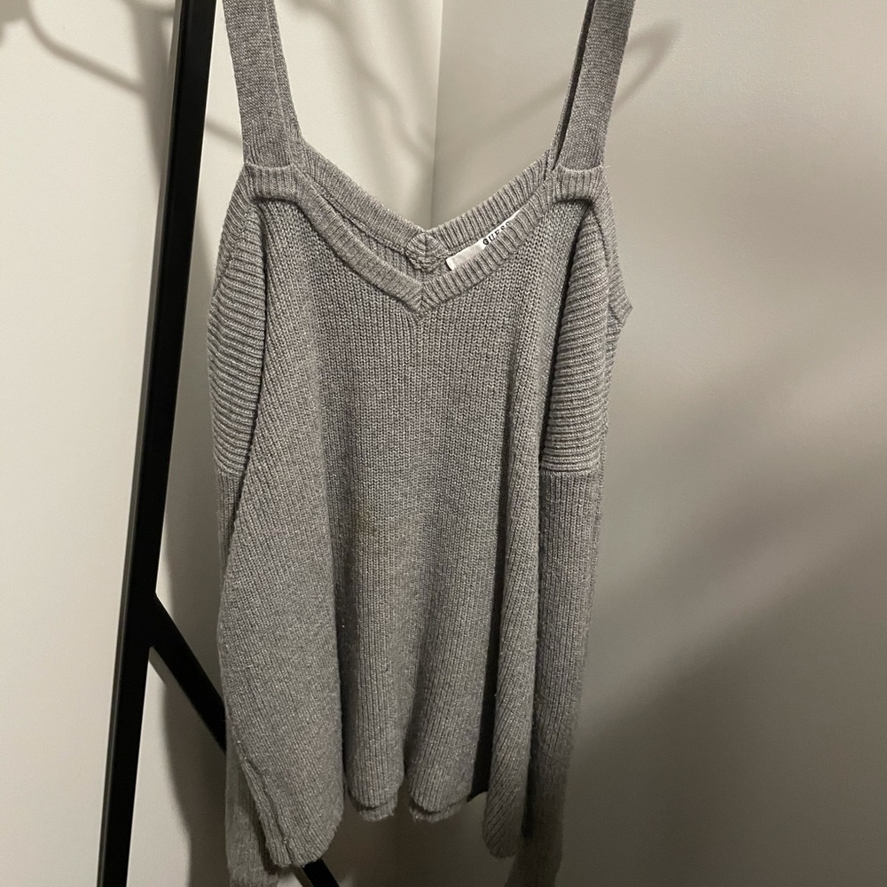 Grey sweater